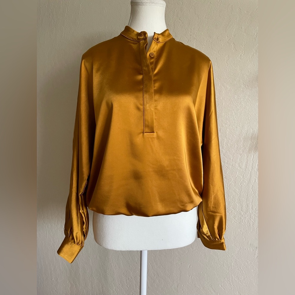 Satin dolman sleeves top